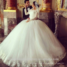 2016 Puffy Lace rebordeado blanco de manga larga de los vestidos de boda árabes robe de mariage vestido de bola vestidos de novia CWF2357